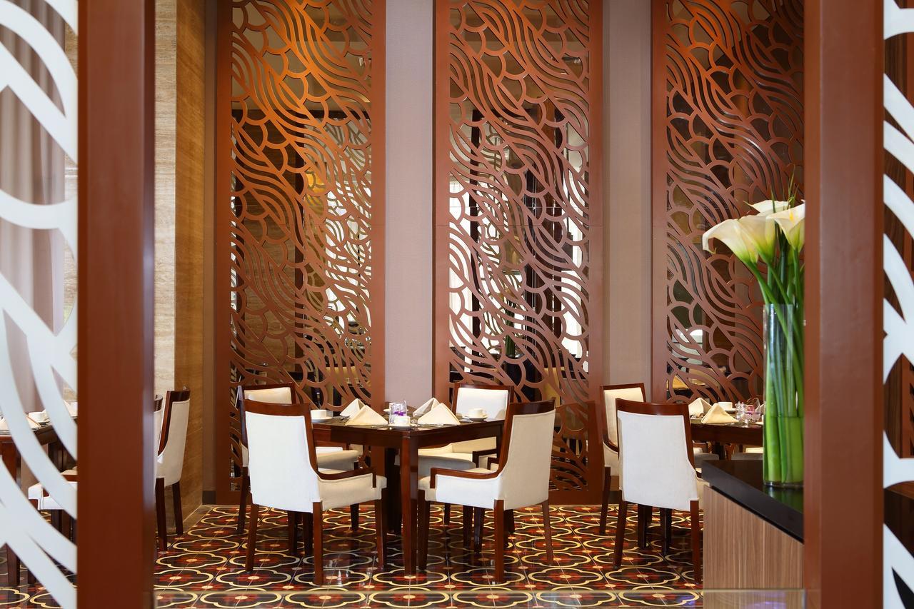 Hotel Grandhika Pemuda Semarang Exterior foto